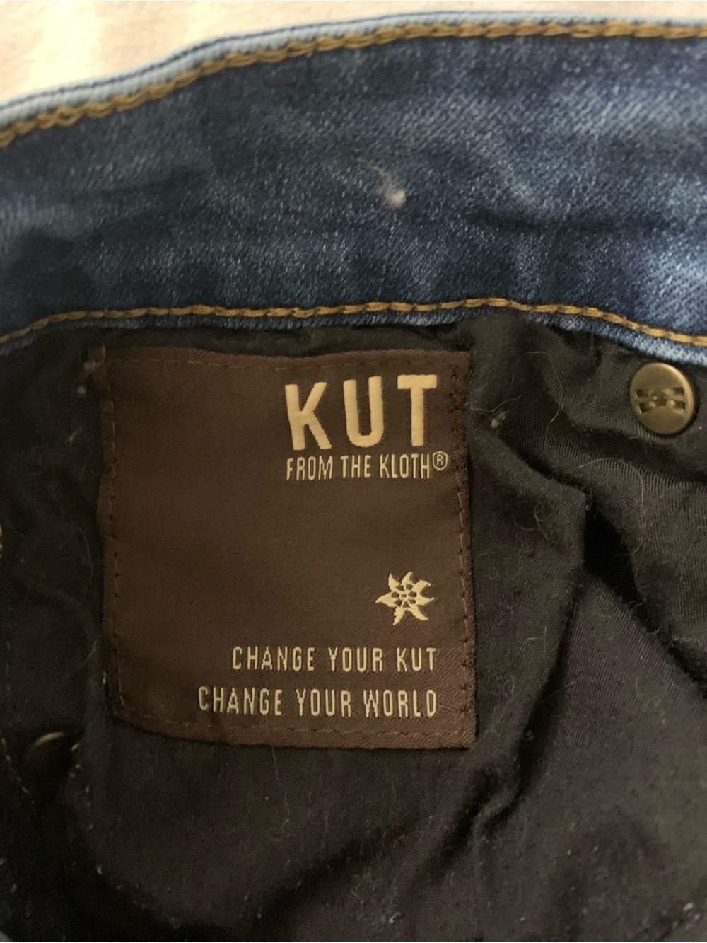 KUT Catherine Boyfriend Jeans Size 14P Made in the USA Distressed Medium Wash - Picture 13 of 16